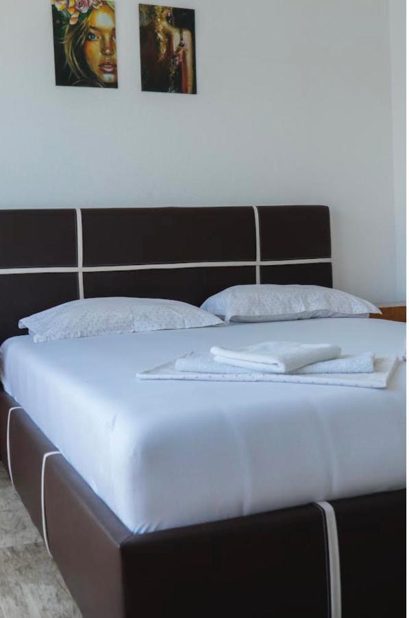 Franovic Apartments Tivat Kültér fotó