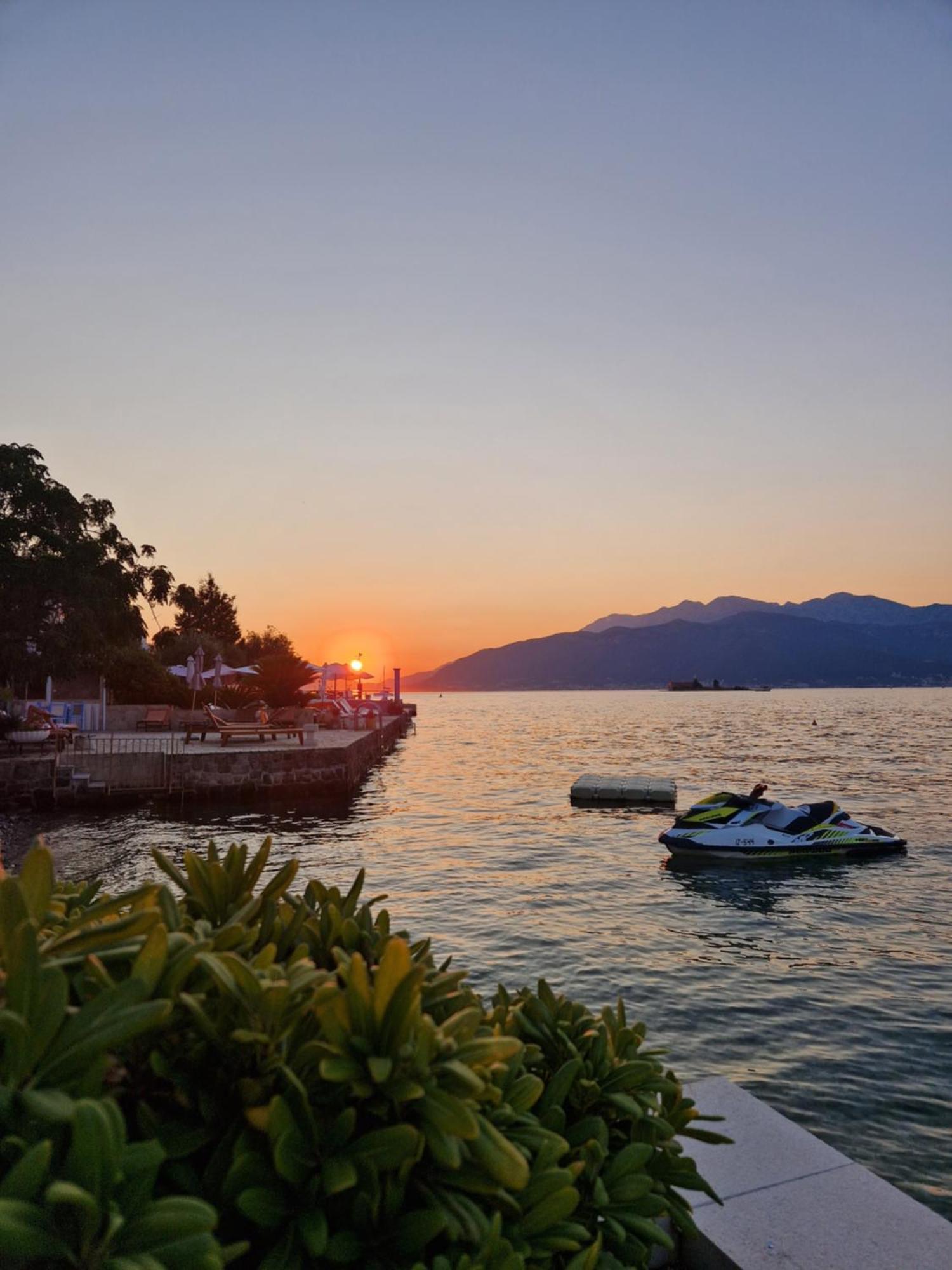 Franovic Apartments Tivat Kültér fotó