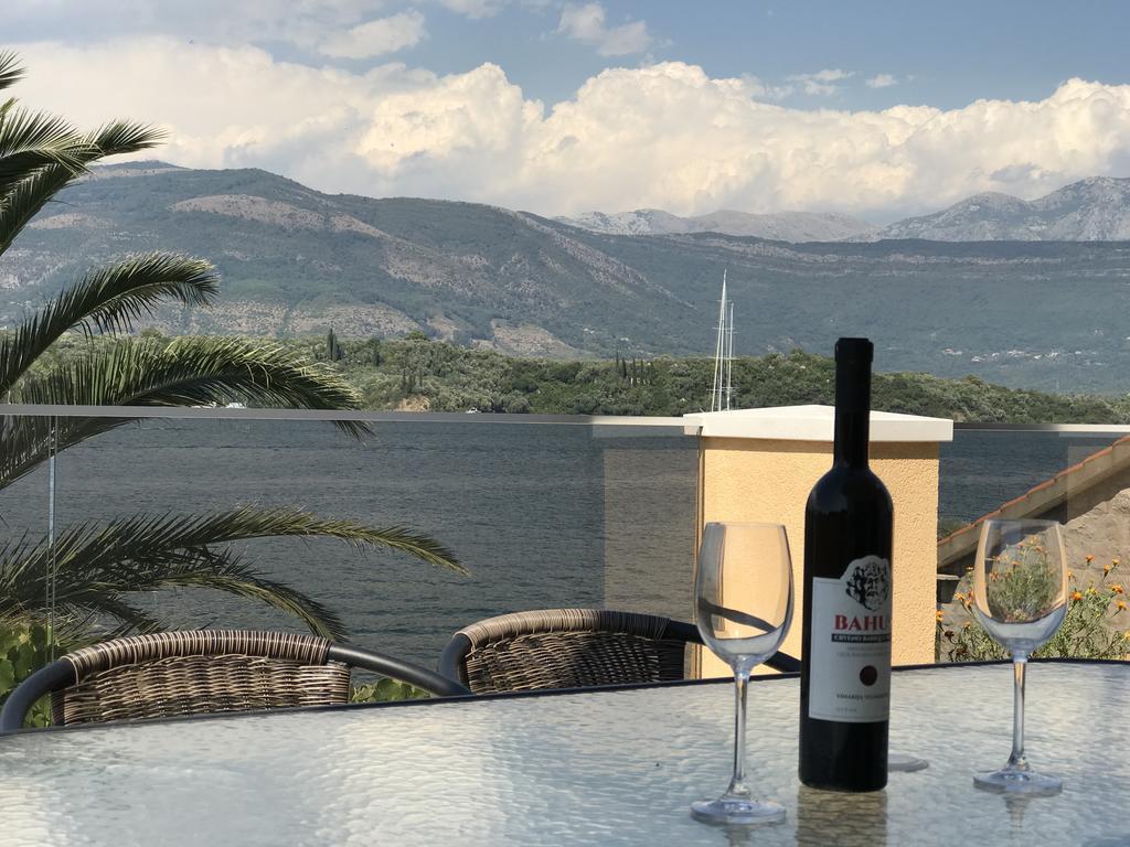 Franovic Apartments Tivat Kültér fotó