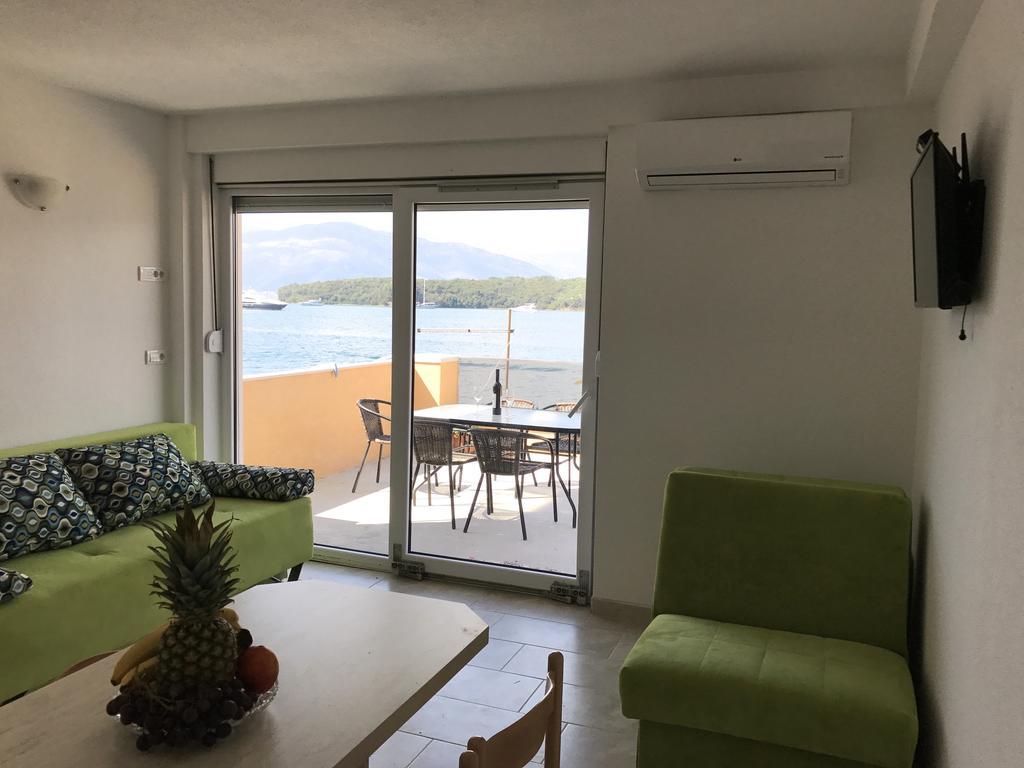 Franovic Apartments Tivat Kültér fotó