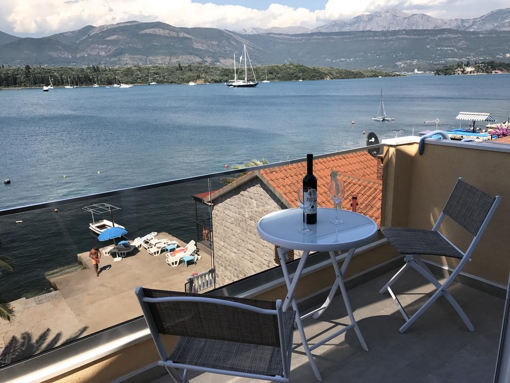 Franovic Apartments Tivat Kültér fotó