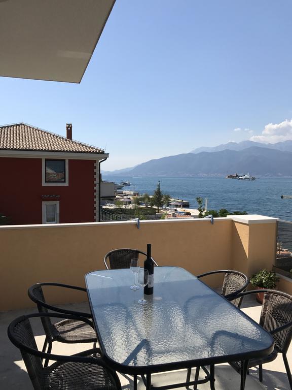Franovic Apartments Tivat Kültér fotó