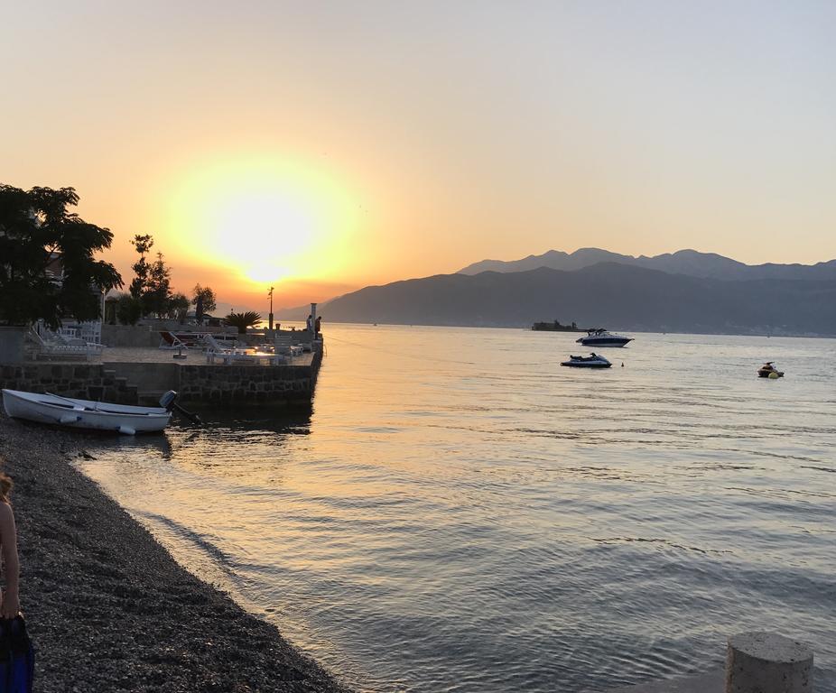 Franovic Apartments Tivat Kültér fotó