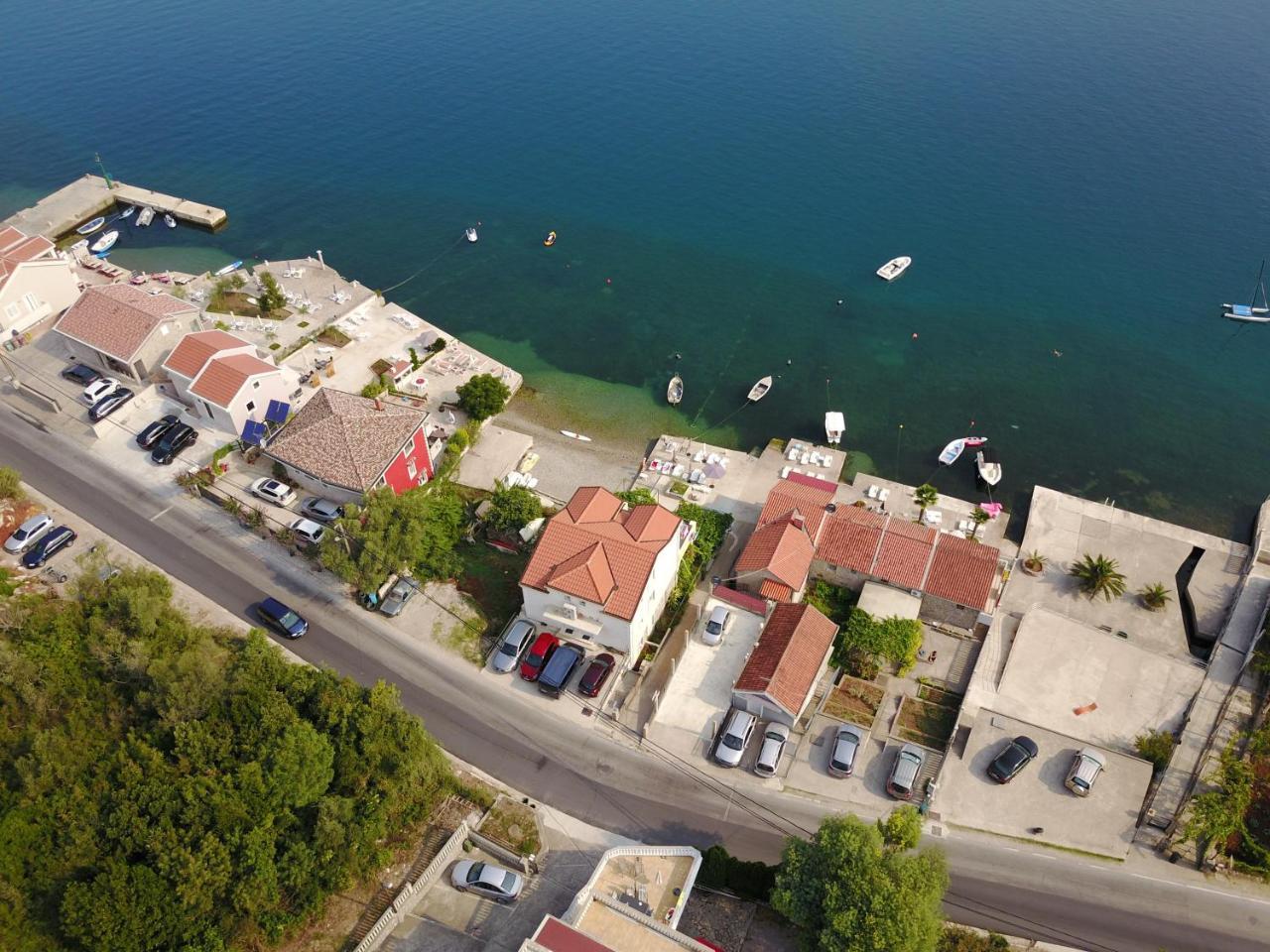 Franovic Apartments Tivat Kültér fotó